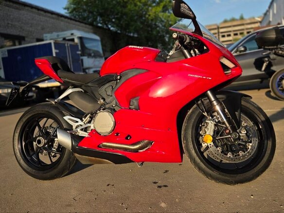 2021 Ducati Panigale V2, красный, 1600000 рублей - вид 16