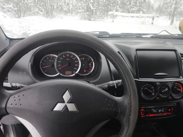 2014 Mitsubishi L200 IV, серый - вид 5