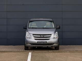 2011 Hyundai Grand Starex I, серый, 1850000 рублей, вид 2