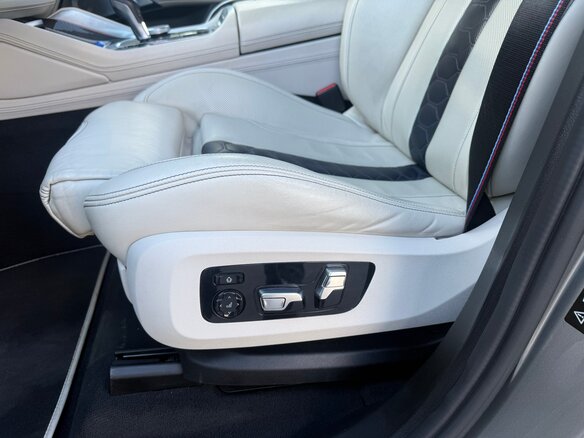 2020 BMW X5 M Competition III (F95), серый, 8000000 рублей - вид 13