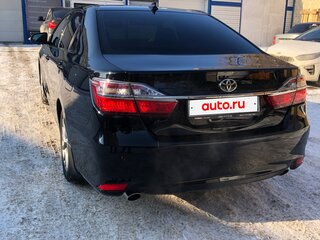 2017 Toyota Camry VII (XV50) Рестайлинг, чёрный, 2300000 рублей, вид 3