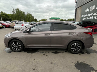 2018 Hyundai Solaris II, коричневый, 1282000 рублей, вид 4