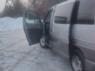 2000 Toyota Regius I Рестайлинг, серый, 800000 рублей, вид 3