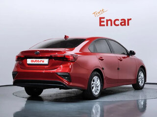 2020 Kia K3 II, пурпурный, 1450000 рублей, вид 3
