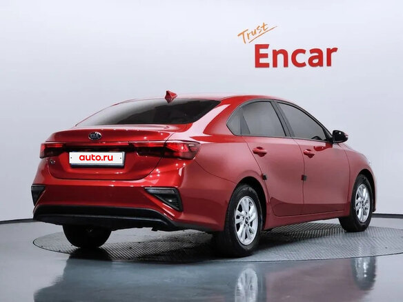 2020 Kia K3 II, пурпурный, 1450000 рублей - вид 2