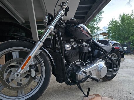 2023 Harley-Davidson Softail Standard, чёрный, 1220000 рублей, вид 4