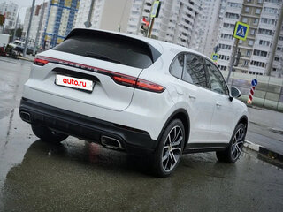 2018 Porsche Cayenne III, белый, 5500000 рублей, вид 4