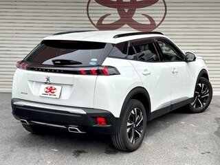 2022 Peugeot 2008 II, белый, 1290007 рублей, вид 5