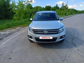 2011 Volkswagen Tiguan I, серебристый, 888000 рублей, вид 4