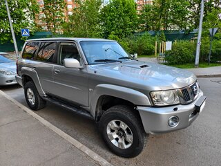 2005 Nissan Patrol V (Y61) Рестайлинг, серебристый, 2050000 рублей, вид 4
