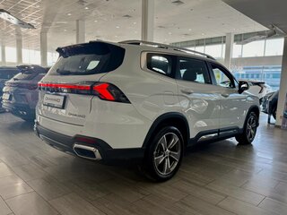 2026 Geely Okavango I Рестайлинг, белый, 3908990 рублей, вид 5