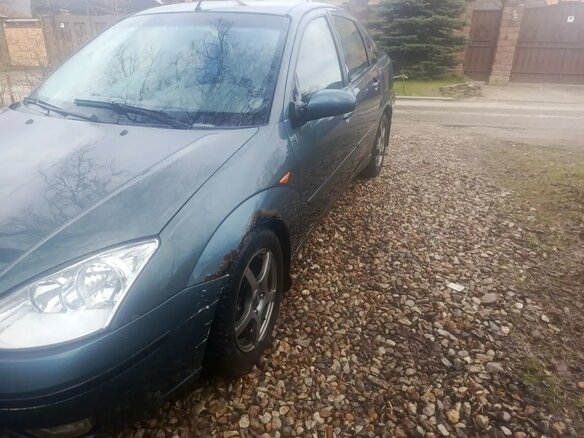 2002 Ford Focus I Рестайлинг, зелёный - вид 4
