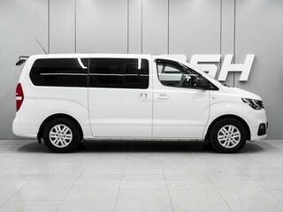 2019 Hyundai Grand Starex I Рестайлинг 2, белый, 3999000 рублей, вид 5