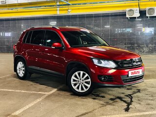 2016 Volkswagen Tiguan Euro 6 I Рестайлинг, красный, 1730000 рублей, вид 1