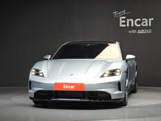 2026 Porsche Taycan GTS I Рестайлинг, серебристый, 18900000 рублей, вид 4
