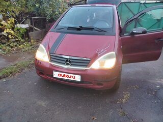 2000 Mercedes-Benz A-Класс 140 I (W168), красный, 280000 рублей, вид 2