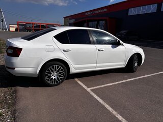 2013 Skoda Octavia III (A7), белый, 850000 рублей, вид 5