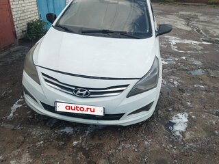 2015 Hyundai Solaris I Рестайлинг, белый, 420000 рублей, вид 1