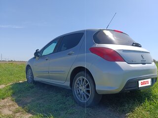 2011 Peugeot 308 I Рестайлинг, серебристый, 400000 рублей, вид 4