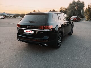 2022 Volkswagen Atlas I Рестайлинг, чёрный, 4250000 рублей, вид 5