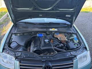 2001 Volkswagen Passat B5 Рестайлинг, зелёный, 650000 рублей, вид 4