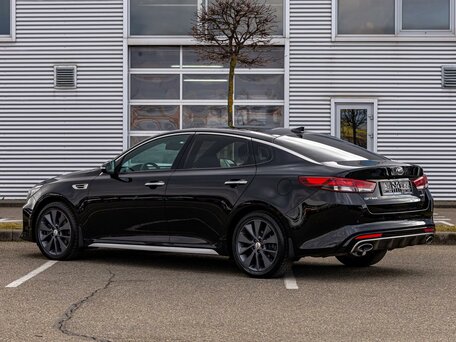 2017 Kia Optima IV, чёрный, 1635000 рублей, вид 4