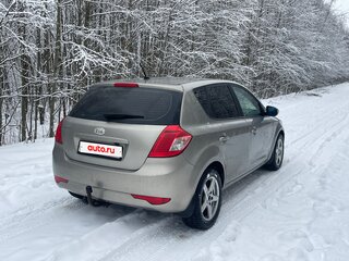 2010 Kia Ceed I Рестайлинг, серебристый, 950000 рублей, вид 4