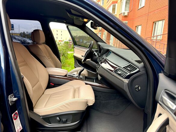 2013 BMW X5 35i II (E70) Рестайлинг, синий, 2550000 рублей - вид 9