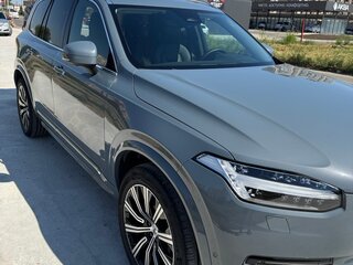 2022 Volvo XC90 B5 II Рестайлинг 1, серый, 9500000 рублей, вид 1