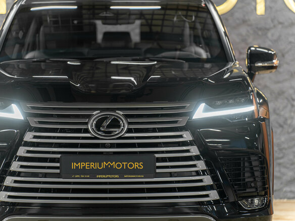 2025 Lexus LX 600 IV, чёрный, 19390000 рублей - вид 2