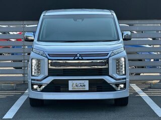 2022 Mitsubishi Delica D:5 I Рестайлинг, серебристый, 2650000 рублей, вид 2