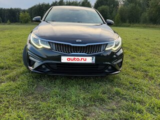 2019 Kia Optima IV Рестайлинг, чёрный, 1650000 рублей, вид 2