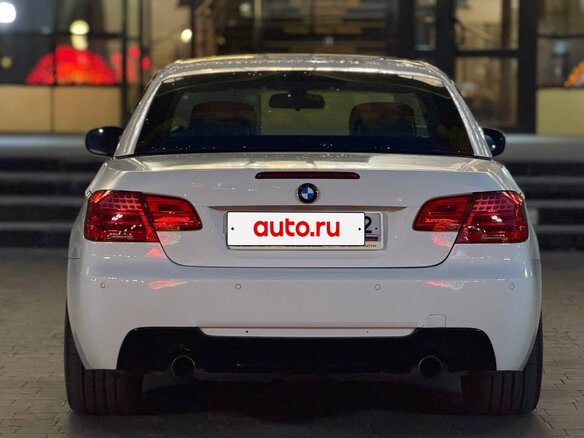 2010 BMW 3 серии 335i V (E90/E91/E92/E93), белый, 2200000 рублей - вид 12