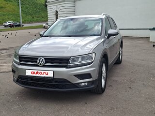 2020 Volkswagen Tiguan II, серый, 2490000 рублей, вид 2