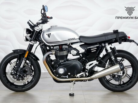 2025 Triumph Speed Twin, серебристый, 1449000 рублей, вид 2