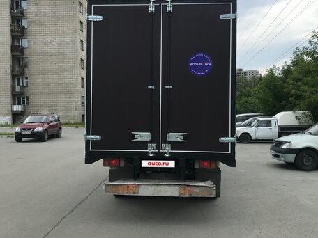 2000 Isuzu Elf (N-series), белый, 2650000 рублей, вид 5