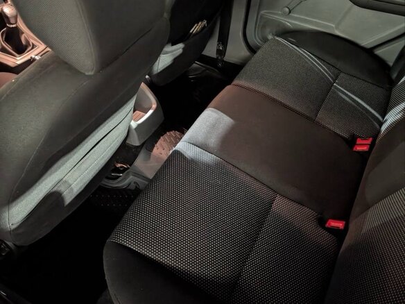 2011 Ford Focus II Рестайлинг, чёрный, 640000 рублей - вид 10