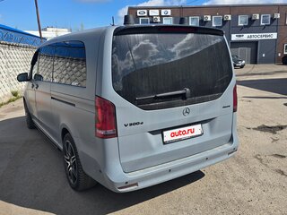 2022 Mercedes-Benz V-Класс Extra Long 300 d экстра длинный III (W447) Рестайлинг, чёрный, 10500000 рублей, вид 4