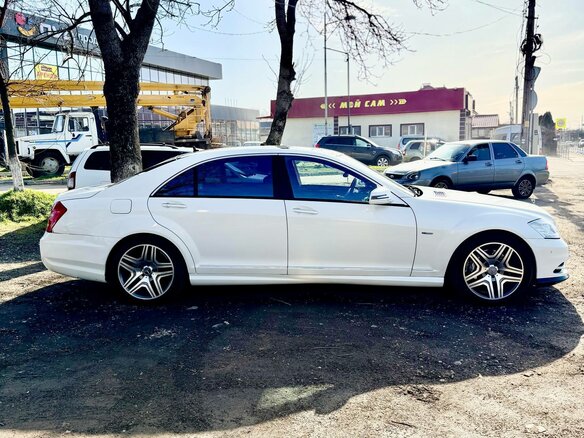 2011 Mercedes-Benz S-Класс 500 V (W221) Рестайлинг, белый, 1600000 рублей - вид 7