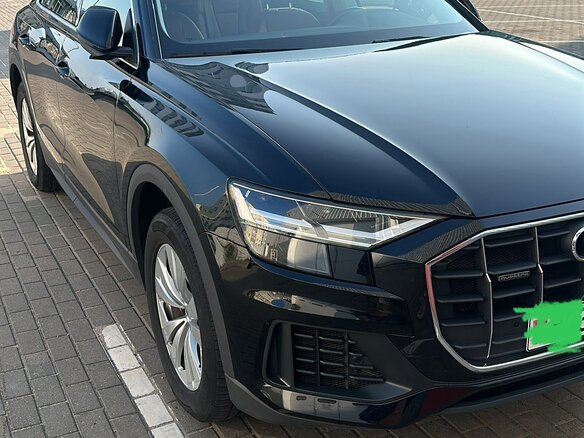 2022 Audi Q8 55 TFSI I (4M), чёрный, 6172000 рублей - вид 3
