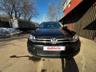 2014 Volkswagen Touareg II, чёрный, 2050000 рублей, вид 3