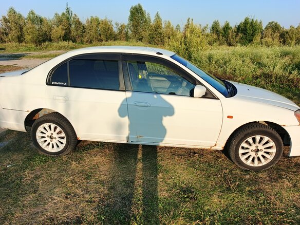 2001 Honda Civic Ferio III, белый, 299000 рублей - вид 1