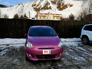 2014 Mitsubishi Mirage VI, розовый, 700000 рублей, вид 2
