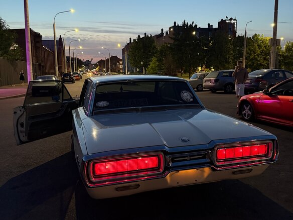 1965 Ford Thunderbird IV, бежевый, 6350000 рублей - вид 9