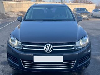 2012 Volkswagen Touareg II, чёрный, 1560000 рублей, вид 2