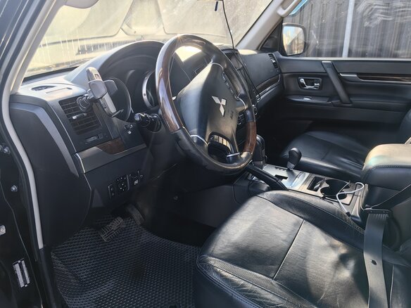 2009 Mitsubishi Pajero IV, чёрный, 1790000 рублей - вид 8