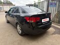 2010 Kia Cerato 5-speed II, чёрный, 750000 рублей - вид 5