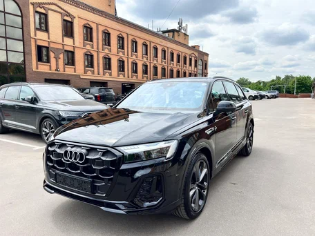 2026 Audi Q7 50 TDI II (4M) Рестайлинг 2, чёрный, 12750000 рублей, вид 1