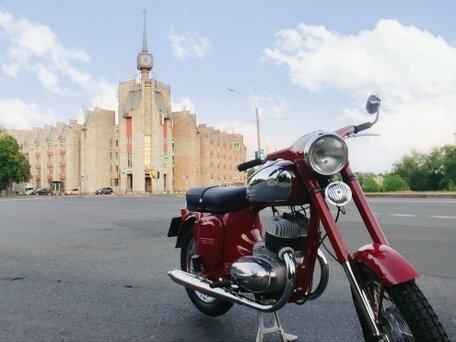 1970 Jawa 350/360, красный, 350000 рублей, вид 2
