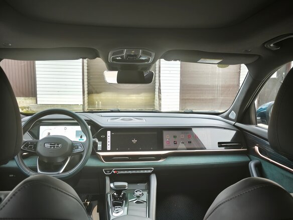 2023 Geely Monjaro (Xingyue L) I, зелёный, 3850000 рублей - вид 16
